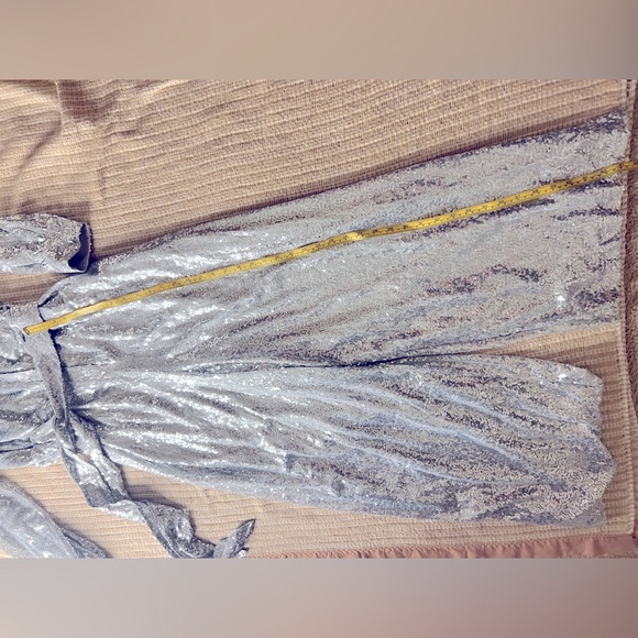 Eloquii in women’s jumpsuit suits size 22, color silver - Picture 3 of 7